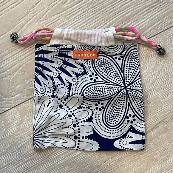 Chan Luu beaded leather choker / bracelet - Picture 8 of 8